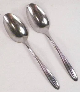 2 Dynamic Soup Spoons Oval Bowl Spoon Stainless Steel Superior Swirls Vintage - Picture 1 of 5