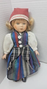 Slawische Porzellanpuppe traditionelles tschechisches Kleid klein Sammler Babypuppe - Bild 1 von 5