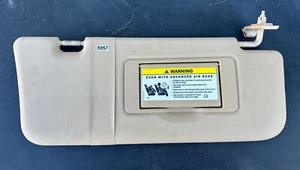 ✅ 2006-2012 Mercedes-Benz ML350 W164 Passenger Sun Visor Sunvisor Sand OEM ✅ - Picture 1 of 3