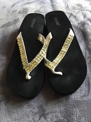 Women’s Joe Boxer Flip Flop Sandals Black-white Rhinestone Wedge Thong Sz 8 - Image 1 of 4