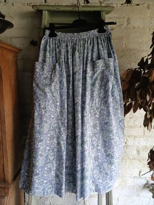 Falda de algodón con estampado Liberty hecha a mano talla S Foto 1 de 4