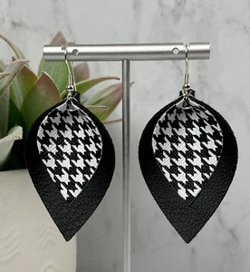 NEW Faux Vegan Leather White Black Houndstooth Teardrop Earrings Pinched Silver  - Picture 1 of 6