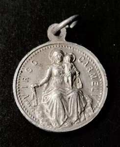 #166 Alter religiöser Anhänger aus Aluminium Jungfrau Karmeli - Bild 1 von 2