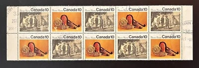 CANADA Sc #578-79 & 579i. Block Of 10 W/ 1 Missing Medallion Variety. UR Used - Image 1 of 3
