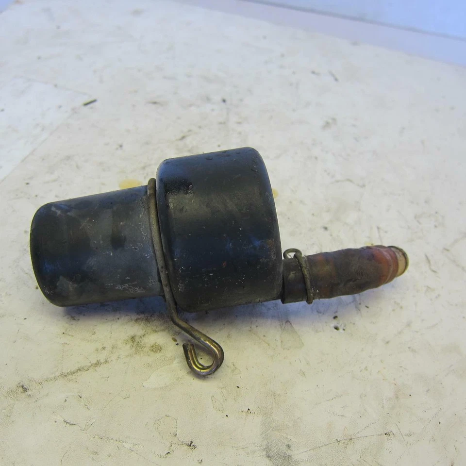 Honda Goldwing 1000 GL1000 1977 OEM tanque de gasolina colector de combustible desbordamiento Foto 1 de 4