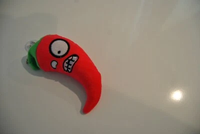  Juguetes de peluche Red Hot Pepper de Plant vs. Zombies 5" ventosa y llavero Foto 1 de 4