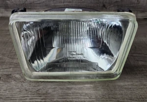 MASERATI BI TURBO 85-87 SCHEINWERFER 061279 CIBIE ALTER LAGER JETZT SELTEN - Bild 1 von 4