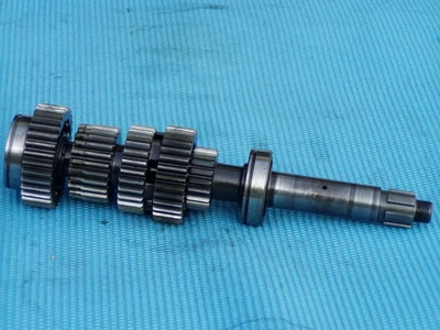 69-78 Honda CB750 K & F transmisión eje principal y engranajes Foto 1 de 4