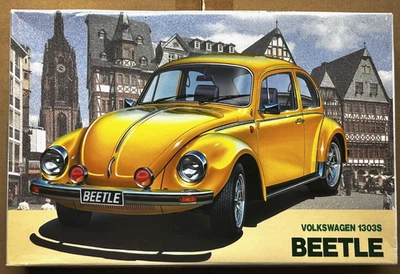 Volkswagen 1303S Maggiolino 1/24 IMAI B-2331 - Immagine 1 di 4