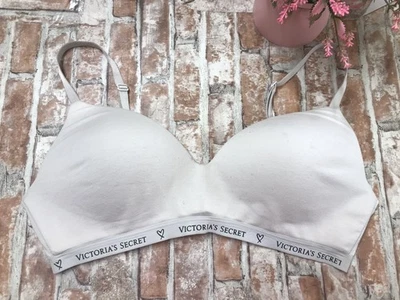 Victoria's Secret White VS Logo Band 38C T-Shirt Lined Wireless Bra Padded - Image 1 of 4
