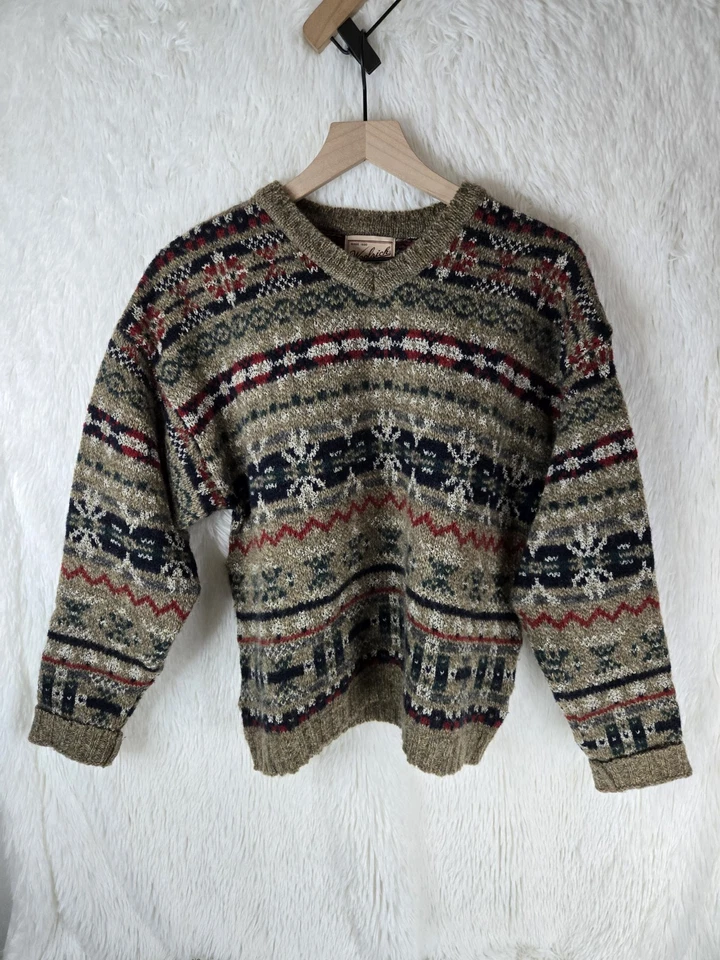 Woolrich Sweater Womens Medium Wool Blend Made in USA Native Pattern VINTAGE - Image 1 of 4