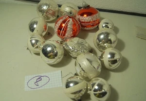 14 Christbaumkugeln Silber/ rot verschiedene Größen pure Nostalgie vintage (8) - Bild 1 von 8
