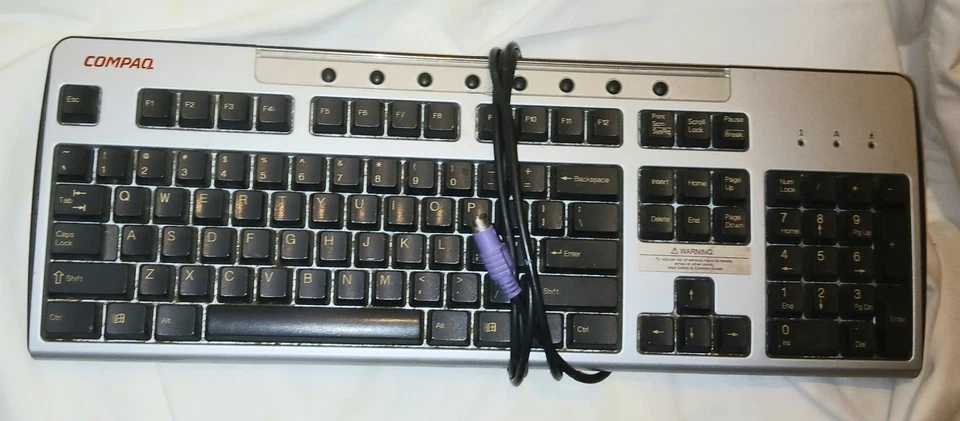 Vintage Retro PS/2 Compaq Universal PC Keyboard AS-IS - Image 1 of 1