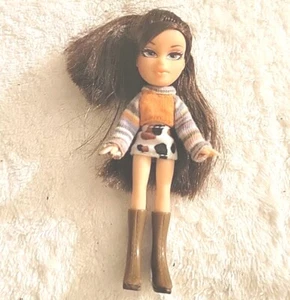 Vintage Tiny Bratz Doll Original dressed Skirt Boots - Picture 1 of 2
