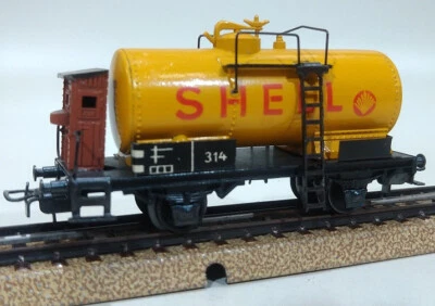 Märklin 314S.3 - Kesselwagen 2-achsig gelb SHELL Guß - SH208792 - Bild 1 von 3