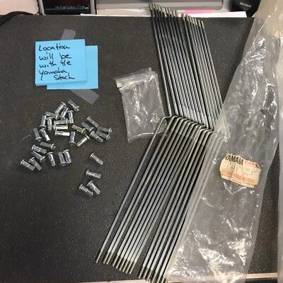 RADIO RUEDA TRASERA YAMAHA 55Y-25304-00-00 (16 CUPONES + 32 NIPLE) NUEVO Foto 1 de 4