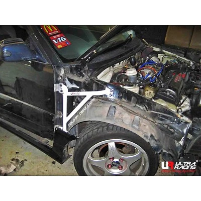 DAIHATSU DETOMASO CHARADE G200 1993~2000 ULTRA RACING 3 POINT FRONT FENDER BRACE - Imagen 1 de 4