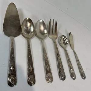 Servizio da portata Taos Silverplate 1990 di INTERNATIONAL SILVER Western - Foto 1 di 24