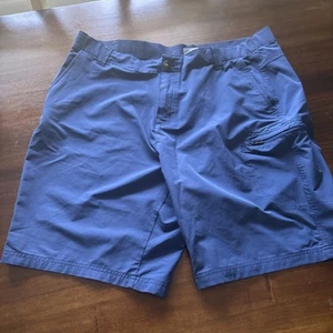 EUC ZeroXposur Men’s Blue Flat Front Shorts - Size 40” - Picture 1 of 2