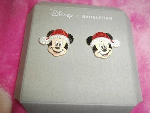 Disney X Baublebar Weihnachten Urlaub Mickey Mouse Nikolaus Mütze Ohrstecker Neu im Karton - Bild 1 von 1