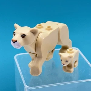 LEGO City Safari animal Tan Lioness & Lion Cub wildlife  Figure Zoo 60307 Lot - Picture 1 of 6