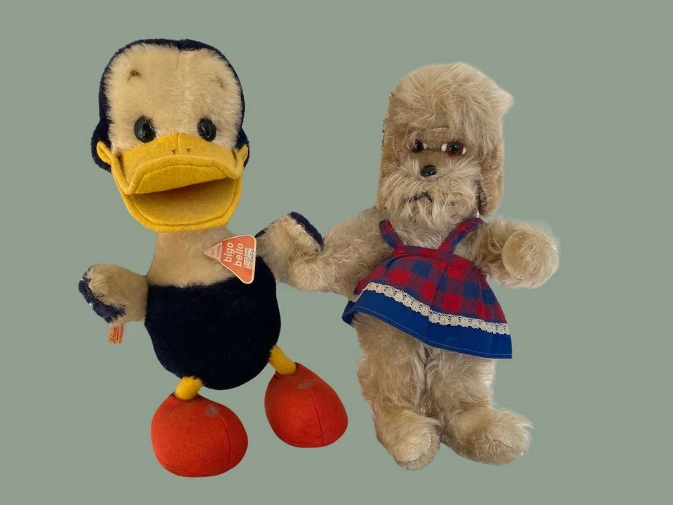 Schuco bigo-bello Quaki 7718/30 Mohair ID, and humanized Poodle dressed PAIR LOT - Image 1 of 4