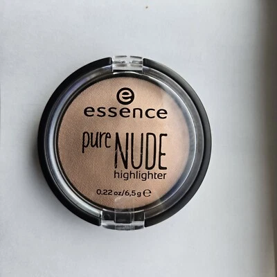 Essence Pure Nude Hilighter 10 BE MY HIGHLIGHT full size subtle natural finish - Image 1 of 3