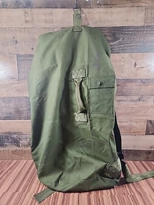 US Military Army Duffle Duffel Bag, Green, Nylon, Top Load.. - Picture 1 of 15