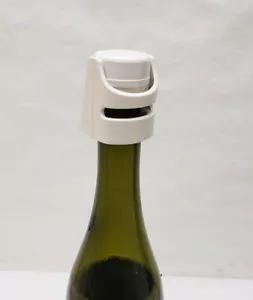 6x Universal Weiß Kunststoff Champagner Kork Flaschenstopper - Bild 1 von 4