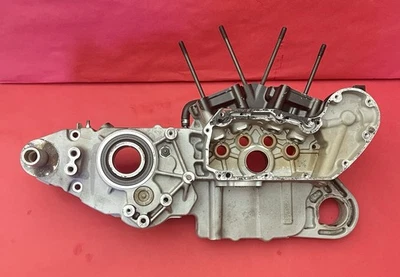 Harley-Davidson Sportster 883 1200 2009 lado derecho cárter del motor cárter Foto 1 de 4