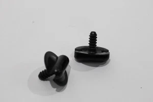 Skoda Superb 3T B6 Pollen Filter Housing Retaining Screws x2 WHT000155 - Picture 1 of 9