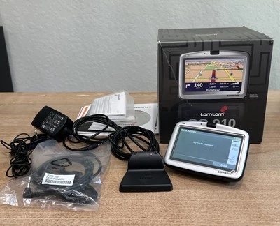 TomTom  Car GPS GO 910 Navigator System Bundle Works No Window Mount - Image 1 of 4
