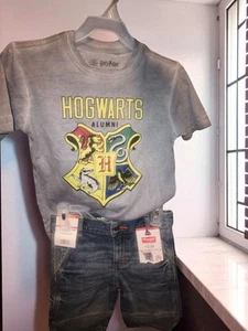 Boys Size 4 Wrangler Jean Shorts W/ Size 4/ 5  Harry Potter Hogwarts  Shirt - Picture 1 of 3
