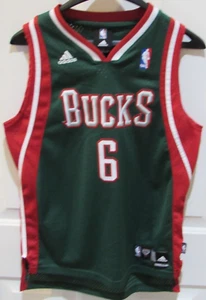 VTG Milwaukee Bucks Andrew Bogut adidas NBA Basketball Jersey boy's Large sewn - Picture 1 of 6