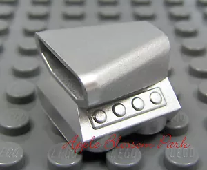 NUOVO Motore LEGO 2x2 ARGENTO METALLIZZATO - Motore Veicolo Minifig - Camion/Auto Air Scoop - Foto 1 di 1