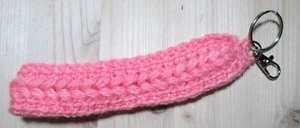 Schlüsselband gehäkelt Handmade Handgelenk groß rosa Schlüsselring Anhänger - Bild 1 von 3