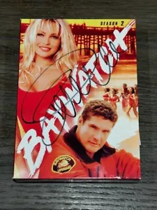 PAMELA ANDERSON HAND SIGNED BAYWATCH SEASON 2 DVD 5 DISCS JSA COA AUTOGRAPHED - Picture 1 of 5