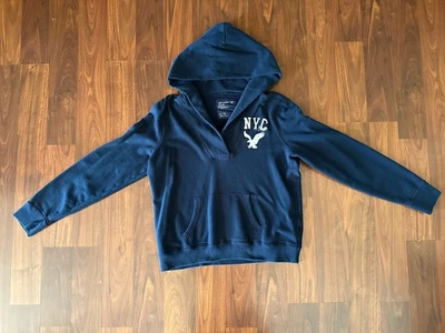 Moletom com capuz American Eagle feminino gola V profundo bolso canguru logotipo tamanho GG azul marinho - Imagem 1 de 4