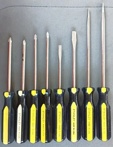 8 - Destornilladores ranurados y Phillips vintage Stanley EE. UU. - mango amarillo y negro - Imagen 1 de 6