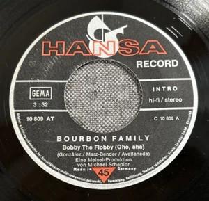 Bourbon Family - Bobby The Blobby / Lolly Sue 7" 45 RPM Vinyl - Bild 1 von 5