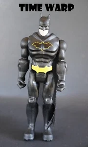 DC COMICS 2017 JUSTICE LEAGUE 6" TALL BATMAN ACTION FIGURE - Picture 1 of 2