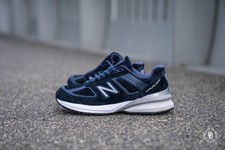 new balance 990 raptors