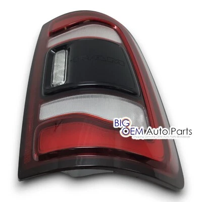 Ram 2500 3500 2019-2023 lado del pasajero LED luz trasera oscura 68361718AE Foto 1 de 4