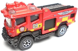Camión de bomberos Matchbox Blaze Blitzer #09 2015 rojo fundido a presión 1:64 2 7/8" con amarillo - Imagen 1 de 6