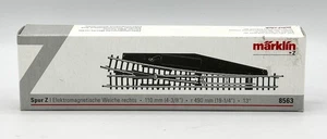 Marklin Z Scale 8563 110 mm, r 490mm 13' Electric Turnout - Picture 1 of 3