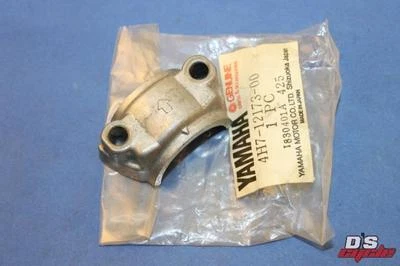 1980-83 YAMAHA XJ650 XJ 650 РАСПРЕДЕЛИТЕЛЬНЫЙ ВАЛ КРЫШКА #1 NOS OEM P/N 4H7-12173-00 - Изображение 1 из 4