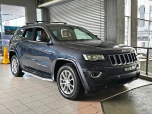 2013 Jeep Grand Cherokee Laredo Auto 4x4 MY13 EASY FINANCE 02 9479 9555 - Picture 1 of 24