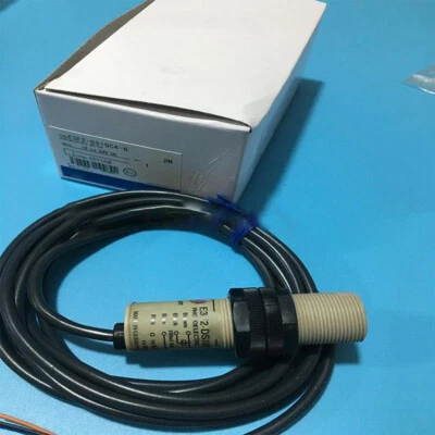 Omron E3F2-DS10C4-N Photoelectric Switch Sensor Free Shipping 1Pc New - Image 1 of 4