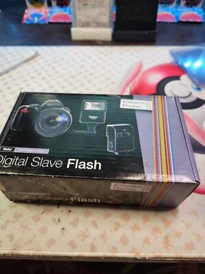 Vivitar SF-4000 Auto Bounce Zoom Slave Flash with Bracket Open Box With Manual - Image 1 of 4