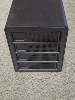 Orico 4 Bay External Hard Drive Enclosure 16tb 4x4 Tb Western Digital Blue HDDs - Image 1 of 4